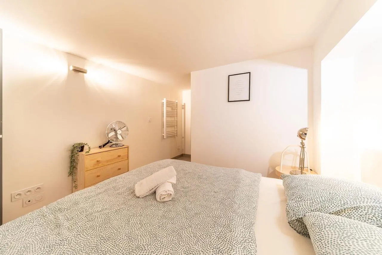Charming Pied-A-Terre For 4 People In The Brotteaux Part Dieu Area Lyon França