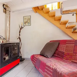 Maisonnette Dans Un Ecrin De Pierre Et De Verdure Hébergement de vacances Cabrerets