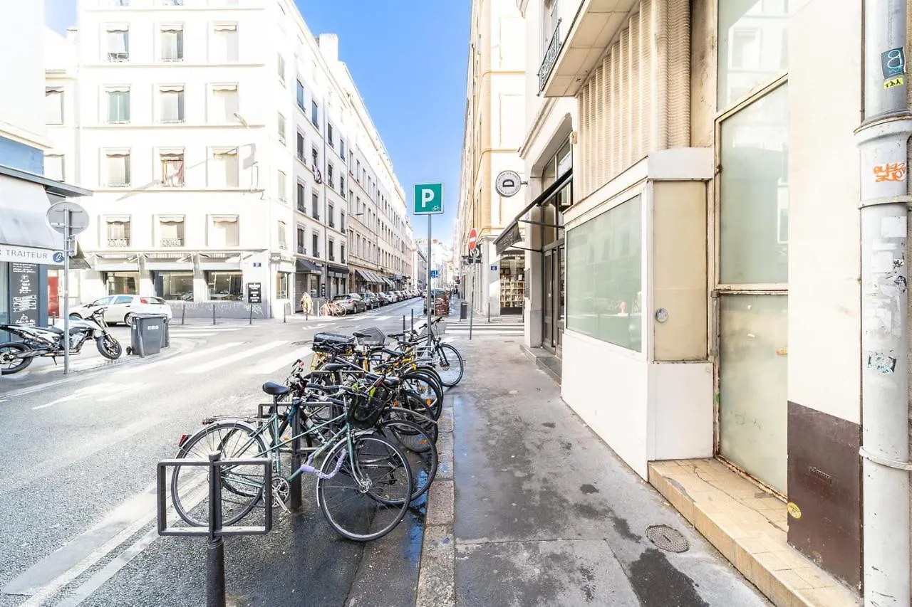 Appartement Charming Pied-A-Terre For 4 People In The Brotteaux Part Dieu Area Lyon France